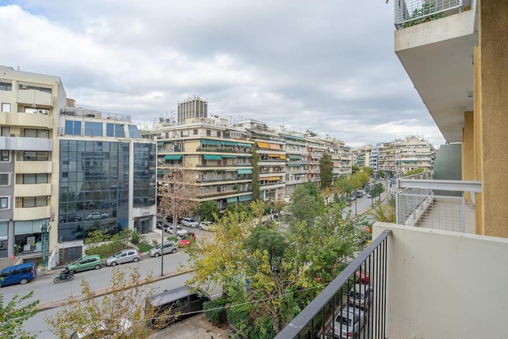 Modernised Athenian Apartment /W 2Br & 2Ba Εξωτερικό φωτογραφία