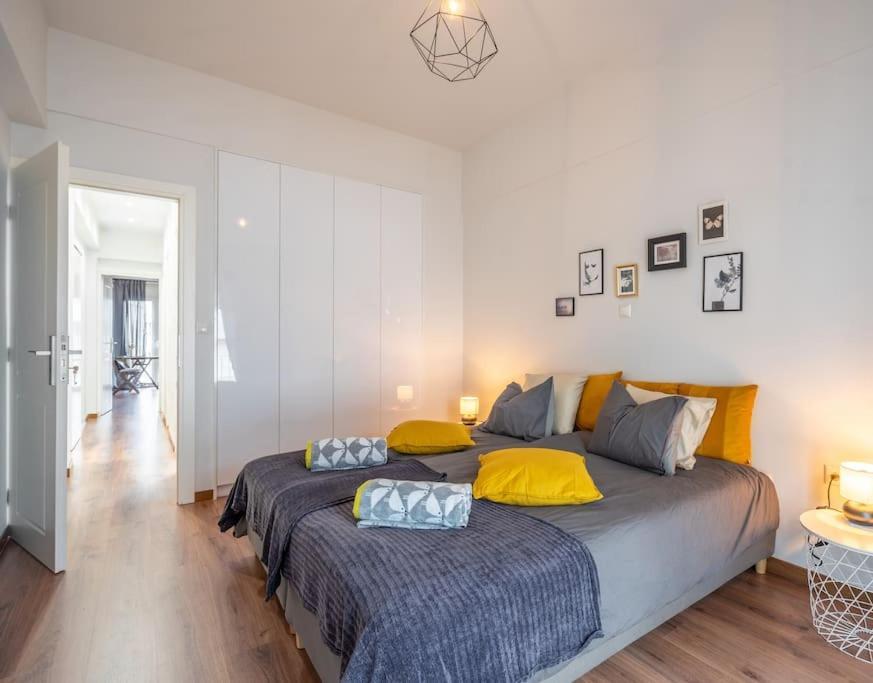 Modernised Athenian Apartment /W 2Br & 2Ba Εξωτερικό φωτογραφία